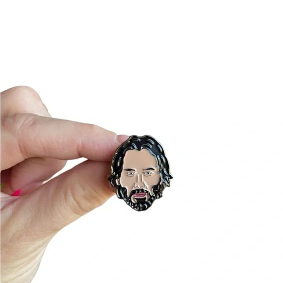 Keanu Reeves Enamel Pin - Picture 2 of 2